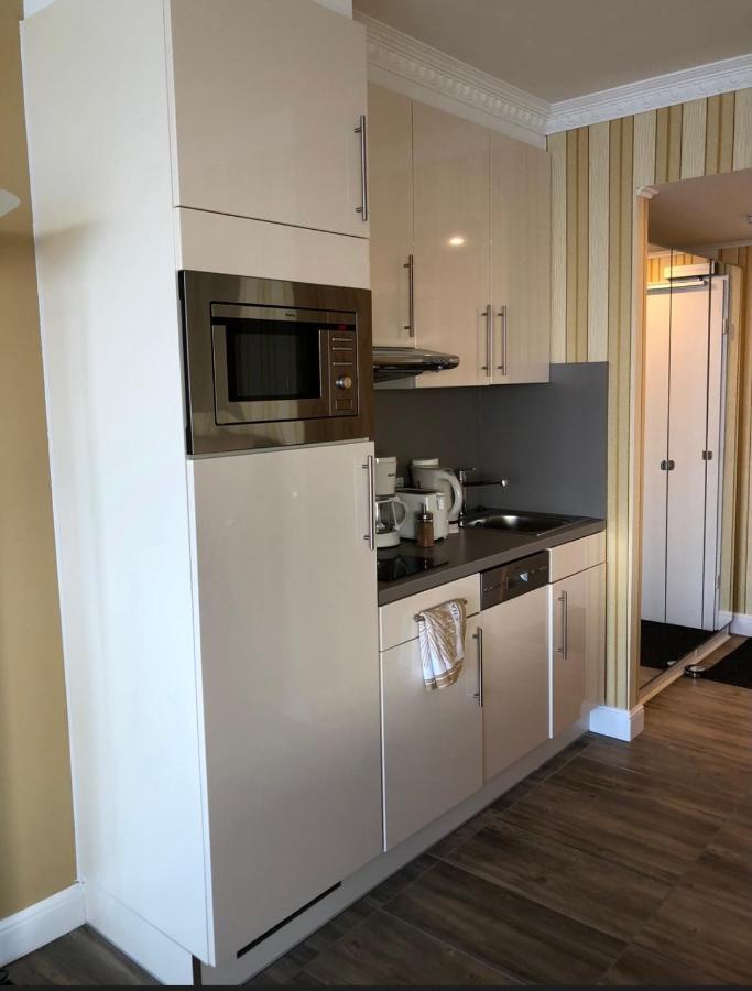 Tiffanys Ferienapartments In Der Privatresidenz Des Plaza Premium Hotel Timmendorfer Strand Eksteriør bilde