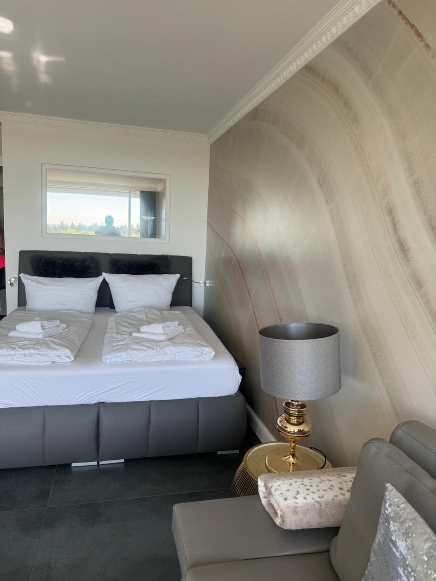 Tiffanys Ferienapartments In Der Privatresidenz Des Plaza Premium Hotel Timmendorfer Strand Eksteriør bilde